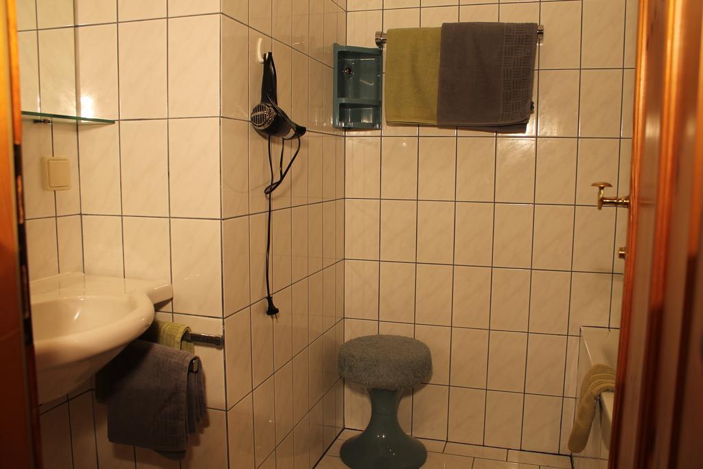Haralds Ferienwohnungen Bad Kleinkirchheim Habitación foto